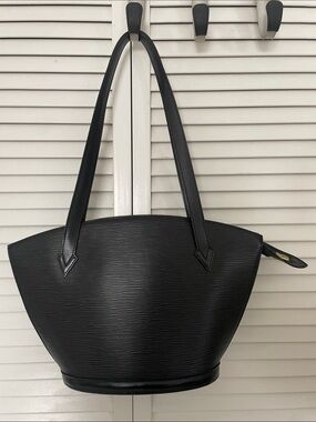 Louis Vuitton Balck epi leather st .Jacques PM shoulder Bag Authentic